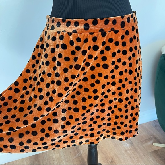 Madewell Velvet Circle Mini polka Dot Skirt, Size 6 - Picture 6 of 10